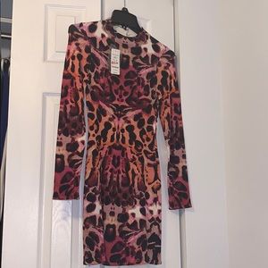 NWT🐯BEBE Stretchy Leopard Pink Dress